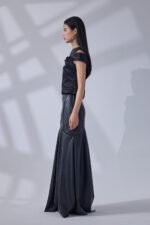 Blouse and leather skirt set - Image 4