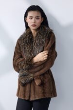 Redden fur jacket - Image 5