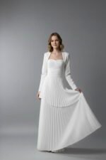 Velouria Charm - Image 4